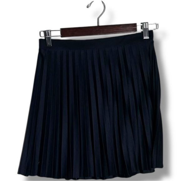 H&M Dark Navy Blue Pleated Fit and Flare High Waist Preppy Mini Skater Skirt - Picture 7 of 15
